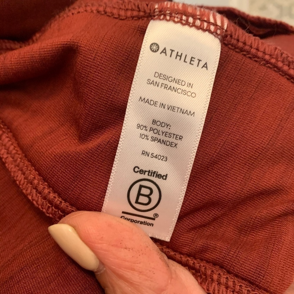 🖤ATHLETA lightweight jacket Gold Zipper trim with pockets and hood. Size SP. - Picture 6 of 7